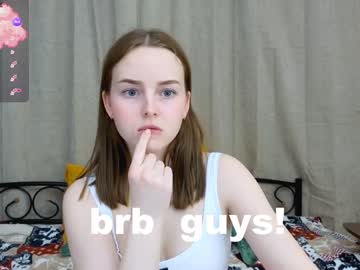 girl
        bae_cake_ cam image #5820629