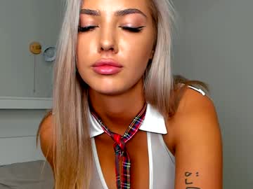girl
        ethel_alen cam image #5347345