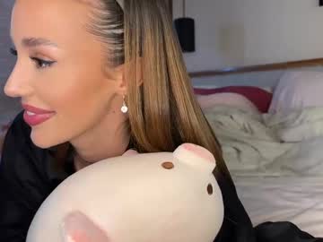 girl
        christinasage cam image #5117051