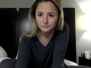 girl
        southernbellebrook cam image #152778
