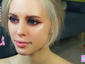 girl
        audreycarvin cam image #5478139