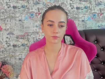 girl
        angelina_new cam image #2010382