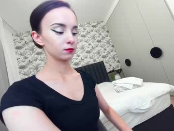 girl
        ehotlovea cam image #6218571