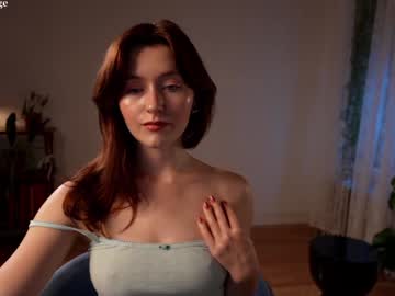girl
        alisonrouge cam image #4364785