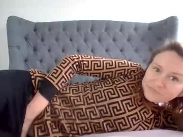 girl
        eatmypie69 cam image #3564057