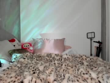 girl
        zoey_jade cam image #6780288