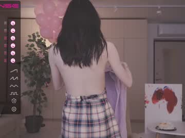 girl
        oki_dokie cam image #1976595