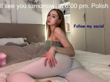 girl
        avroramy cam image #6670823