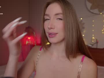 girl
        emilia98xxx cam image #3879686