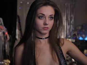 girl
        lettymoa cam image #4062432