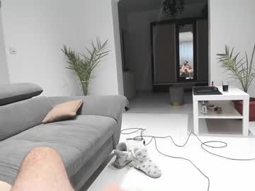 couple
        misspanthera cam image #3384627