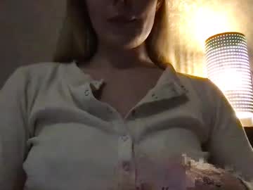 girl
        honeynymph cam image #6107700