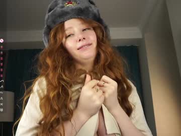 girl
        margarethowell cam image #6745972