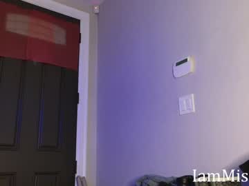 girl
        iammisstery cam image #5568185