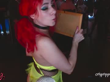 girl
        o0pepper0o cam image #3431155