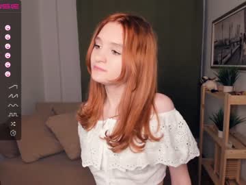 girl
        shiningdawn cam image #2116267