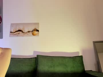 girl
        ashley_freedom cam image #4956693