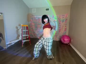 girl
        hexivu cam image #6435647