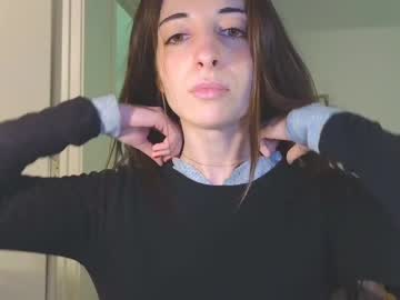 girl
        rosykindred cam image #882030