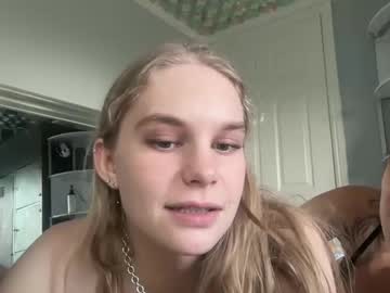girl
        baddymandy cam image #6621151