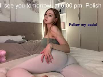 girl
        avroramy cam image #6670657