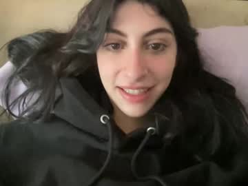 girl
        sup3rn0v4g1rl cam image #6187331
