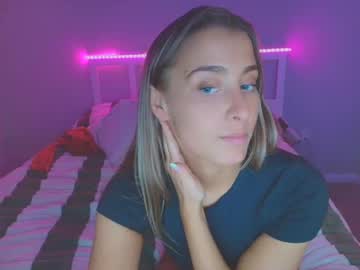 girl
        shhitskay cam image #5818486