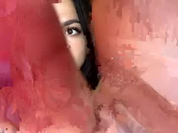 girl
        lunarainnn cam image #6176553