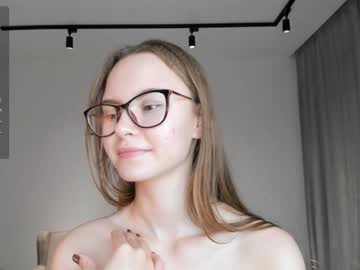 girl
        gemmacockayne cam image #4875065