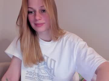 girl
        magic_couple13 cam image #3427926