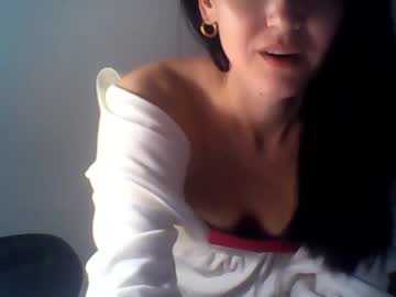 girl
        billa67 cam image #6742211