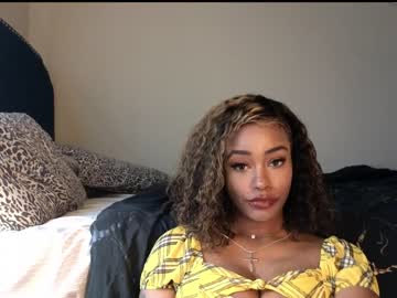 girl
        napudi1 cam image #1772550