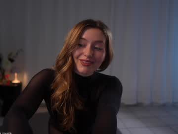 girl
        alisonrouge cam image #6011013