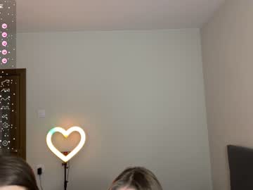 couple
        juicebabes cam image #4074808