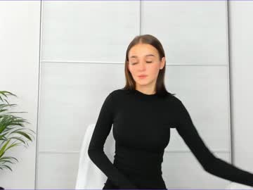 girl
        elizabeth__gray cam image #37993