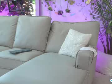 couple
        olive_you_ cam image #6597186