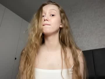 girl
        lizzy_cutie cam image #5310963