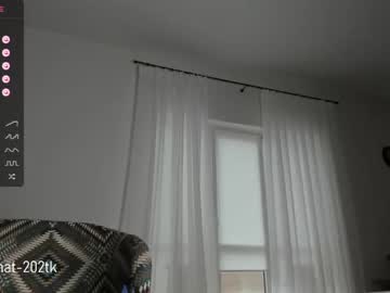 girl
        mysweethobby cam image #2572888