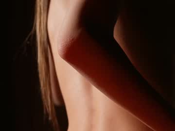 girl
        yeepshyy cam image #5255691