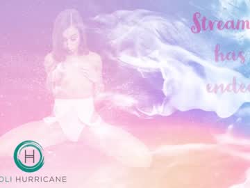 girl
        holihurricane cam image #4546401