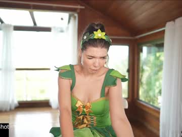 girl
        loollypop24 cam image #3723205