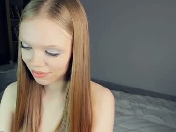 girl
        honeybzzz cam image #1692723