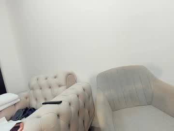 girl
        ehotlovea cam image #5838226