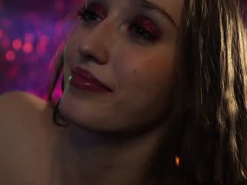 girl
        _meganmeow_ cam image #3524575