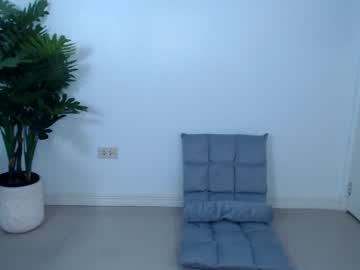 girl
        allforshow93 cam image #55403
