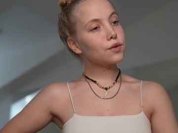 girl
        appr0ved cam image #6142395