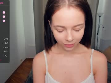 girl
        di_huny cam image #2342326
