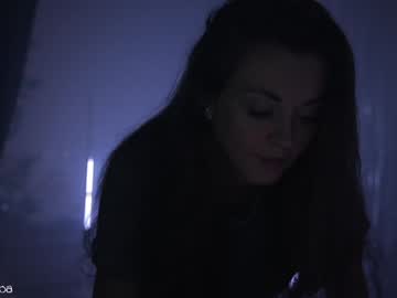 girl
        lettymoa cam image #6636058