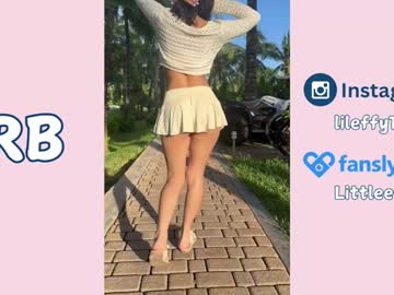 girl
        little_effy18_ cam image #6058943