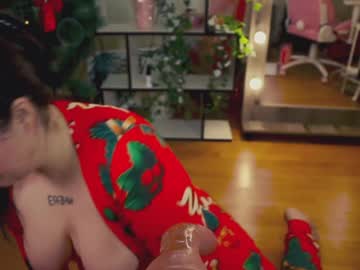 girl
        chery_lady22 cam image #5764013